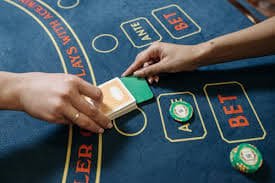 Filipino player accessing rh365 Casino on a smartphone